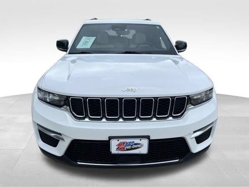 Used 2023 Jeep Grand Cherokee Limited AWD/4WD image 10