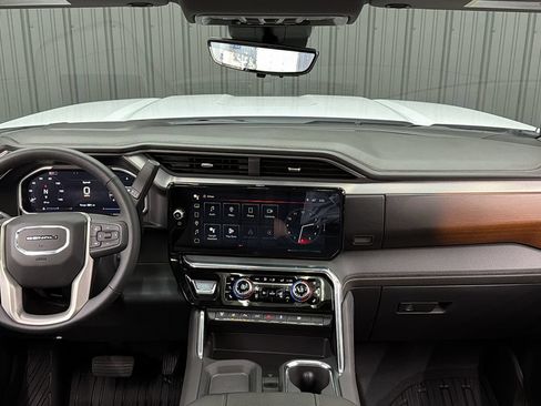 Used 2026 GMC Sierra 3500 Denali w/ Denali Reserve Package AWD/4WD image 44