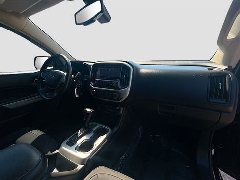 Used 2021 Chevrolet Colorado LT image 26