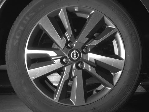 Used 2025 Nissan Versa SV image 15