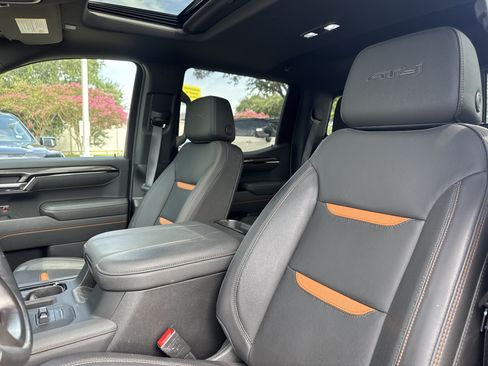 Used 2026 GMC Sierra 1500 AT4 w/ AT4 Premium Package AWD/4WD image 7