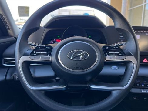 Used 2023 Hyundai Elantra SEL FWD image 26