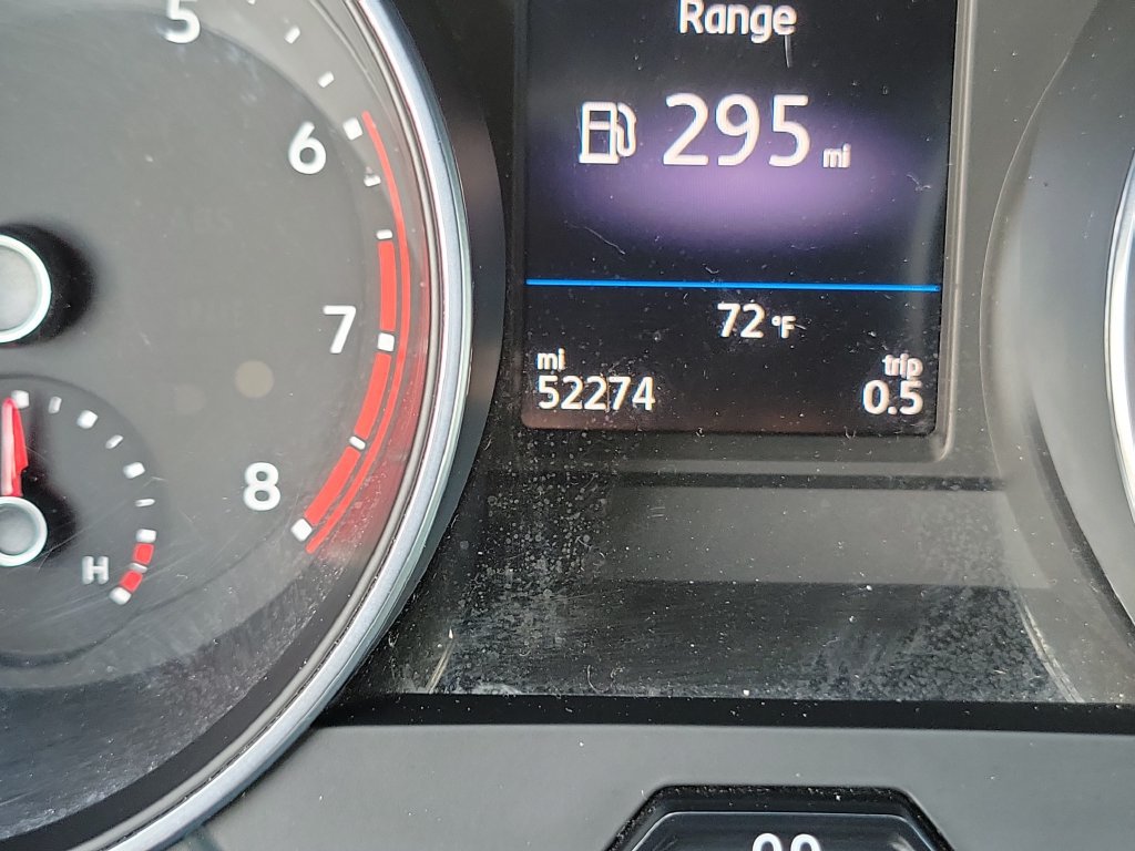 Used 2021 Volkswagen Tiguan SE R-Line FWD image 8