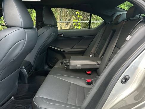 Used 2021 Lexus IS 350 F Sport w/ Dynamic Handling Package AWD/4WD image 7