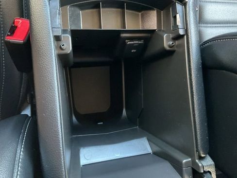 Used 2019 Ford Edge SEL w/ Equipment Group 201A image 22