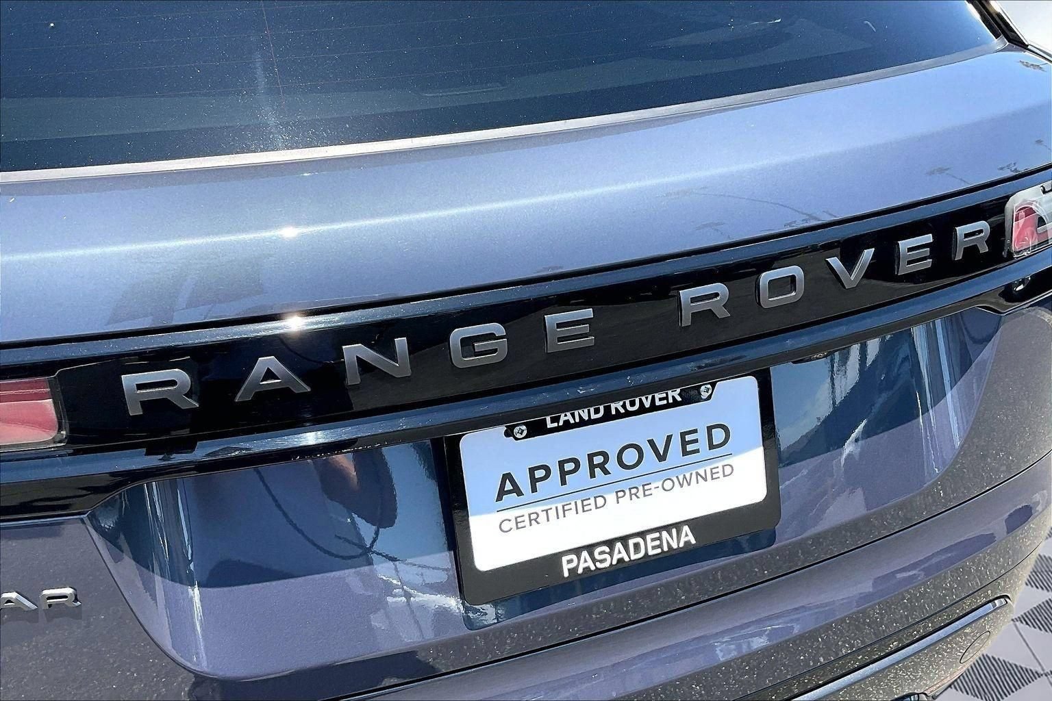 Used 2025 Land Rover Range Rover Velar Dynamic SE AWD/4WD image 31