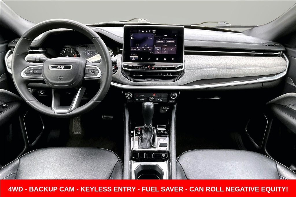 Used 2024 Jeep Compass Latitude AWD/4WD image 7