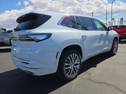 New 2026 Buick Enclave Avenir w/ Super Cruise Package image 4