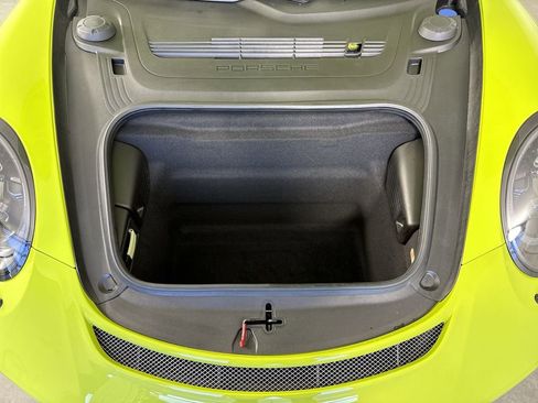 Certified 2018 Porsche 911 GT3 image 21