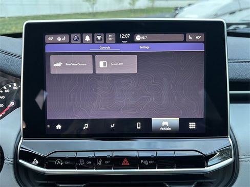 Used 2024 Jeep Compass Limited image 29