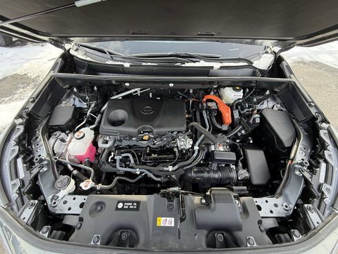Used 2022 Toyota RAV4 XLE image 23