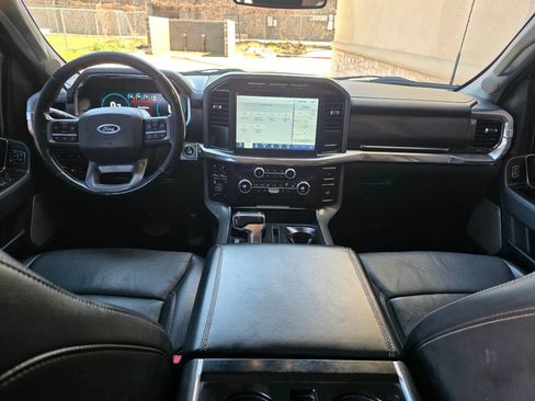 Used 2021 Ford F150 Lariat image 13