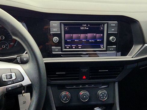 Used 2019 Volkswagen Jetta S w/ Driver Assistance Package FWD image 17