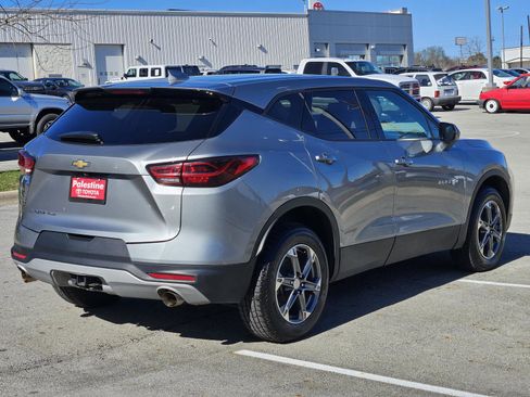 Used 2023 Chevrolet Blazer LT image 4
