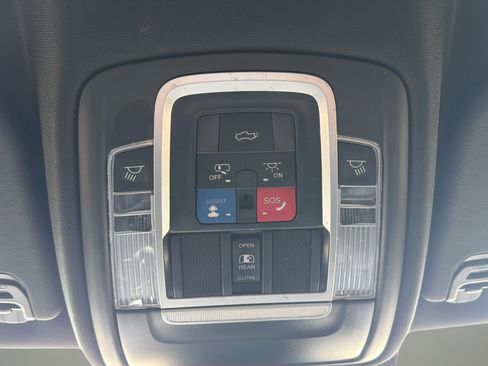 Used 2023 RAM 1500 Limited AWD/4WD image 23