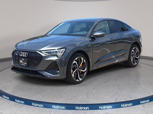 Used 2023 Audi e-tron Premium Plus w/ Premium Plus Package AWD/4WD image 1