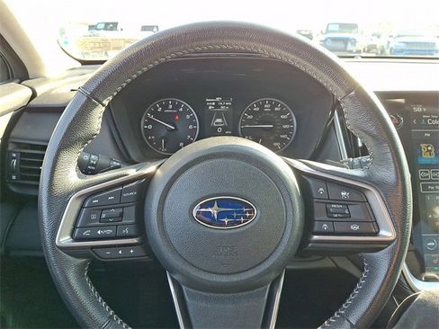 Used 2023 Subaru Outback Premium image 18