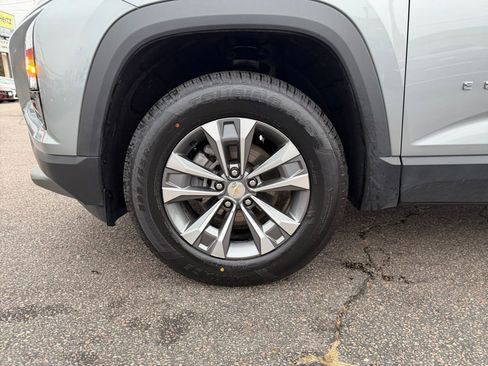 Used 2025 Chevrolet Equinox LT image 29