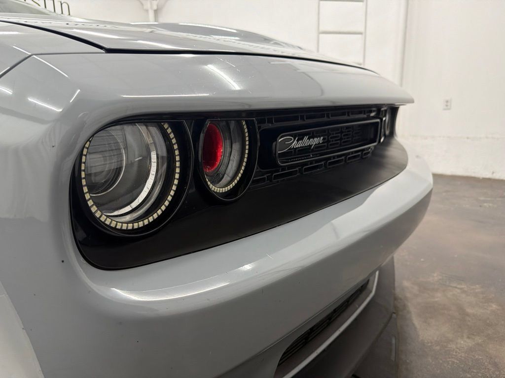 Used 2021 Dodge Challenger R/T Scat Pack RWD image 10
