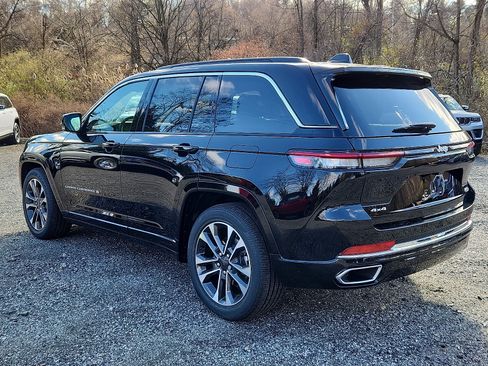 New 2025 Jeep Grand Cherokee Overland w/ Trailer Tow Package image 3
