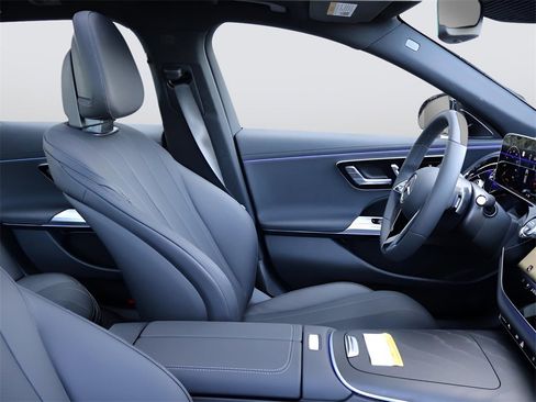 New 2025 Mercedes-Benz E 450 4MATIC All-Terrain Wagon image 10