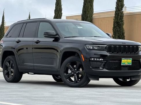 New 2025 Jeep Grand Cherokee Limited image 2