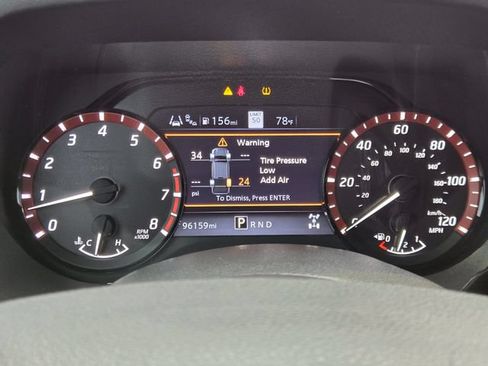 Used 2021 Nissan Titan PRO-4X w/ Pro-4x Convenience Package AWD/4WD image 15