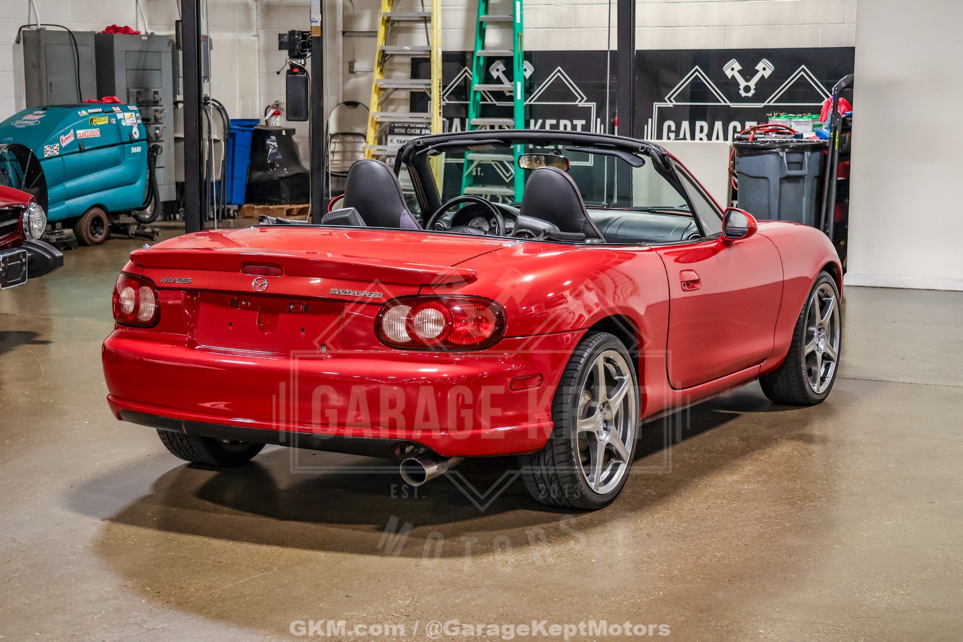 Used 2004 MAZDA MX-5 Miata MAZDASPEED w/ Grand Touring Pkg RWD image 24