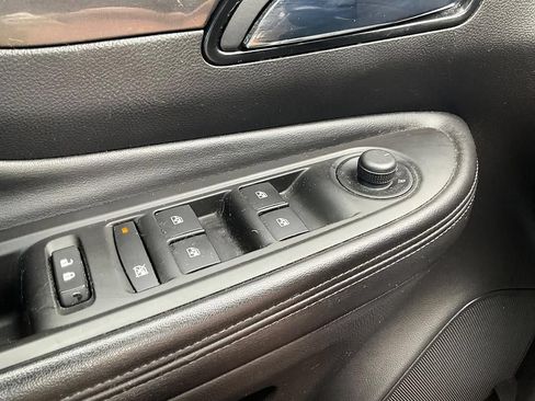Used 2018 Buick Encore Preferred AWD/4WD image 31