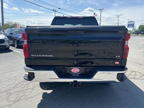 Used 2022 Chevrolet Silverado 1500 LT AWD/4WD image 6