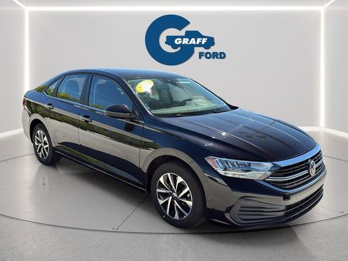 Used 2024 Volkswagen Jetta S FWD image 2