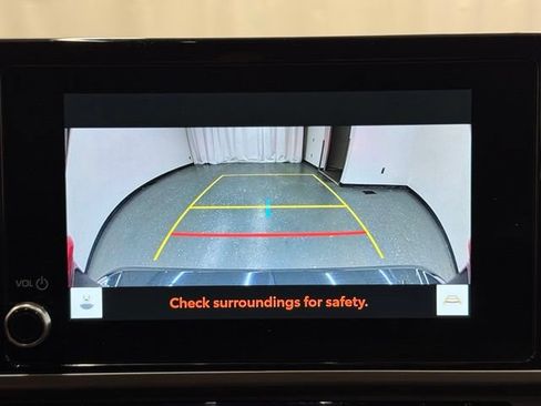 Certified 2025 Toyota Camry SE w/ Convenience Package AWD/4WD image 17
