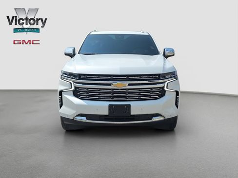 Used 2023 Chevrolet Tahoe Premier AWD/4WD image 2