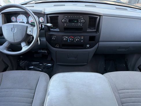Used 2008 Dodge Ram 1500 Truck ST image 11