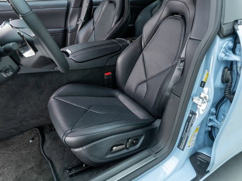 Used 2025 Karma Revero Luxury image 22