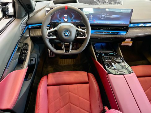 New 2026 BMW i5 M60 AWD/4WD image 16