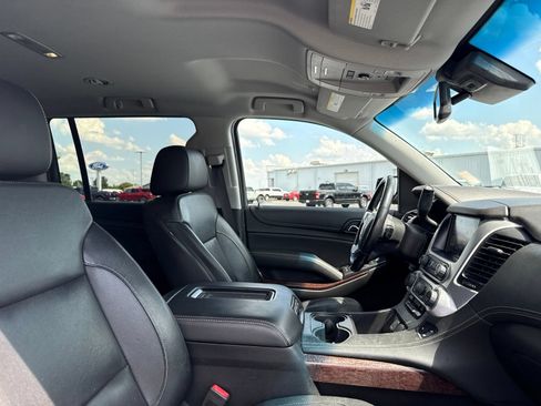 Used 2018 GMC Yukon XL SLT AWD/4WD image 7