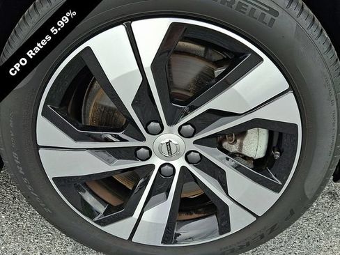 Certified 2024 Volvo V60 B5 Cross Country Plus AWD/4WD image 10