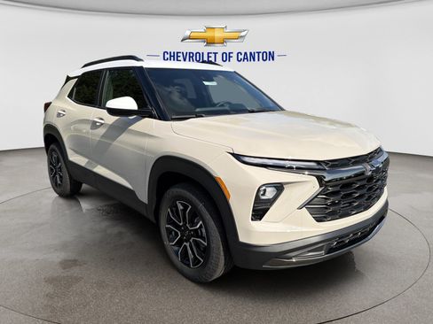 New 2026 Chevrolet TrailBlazer ACTIV w/ Driver Confidence Package AWD/4WD image 3