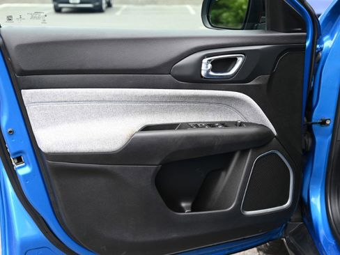 Used 2022 Jeep Compass Latitude w/ Convenience Group image 22