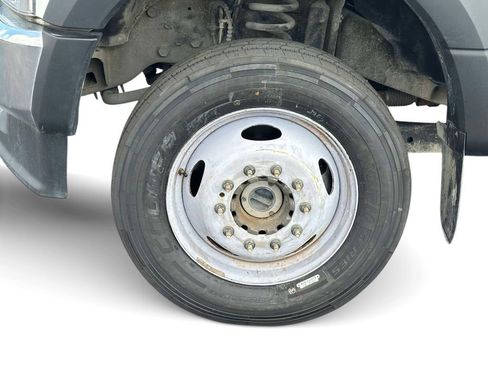 Used 2022 Ford F550 4x4 Regular Cab Super Duty image 8