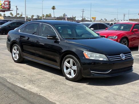 Used 2013 Volkswagen Passat 2.5 SE FWD image 11
