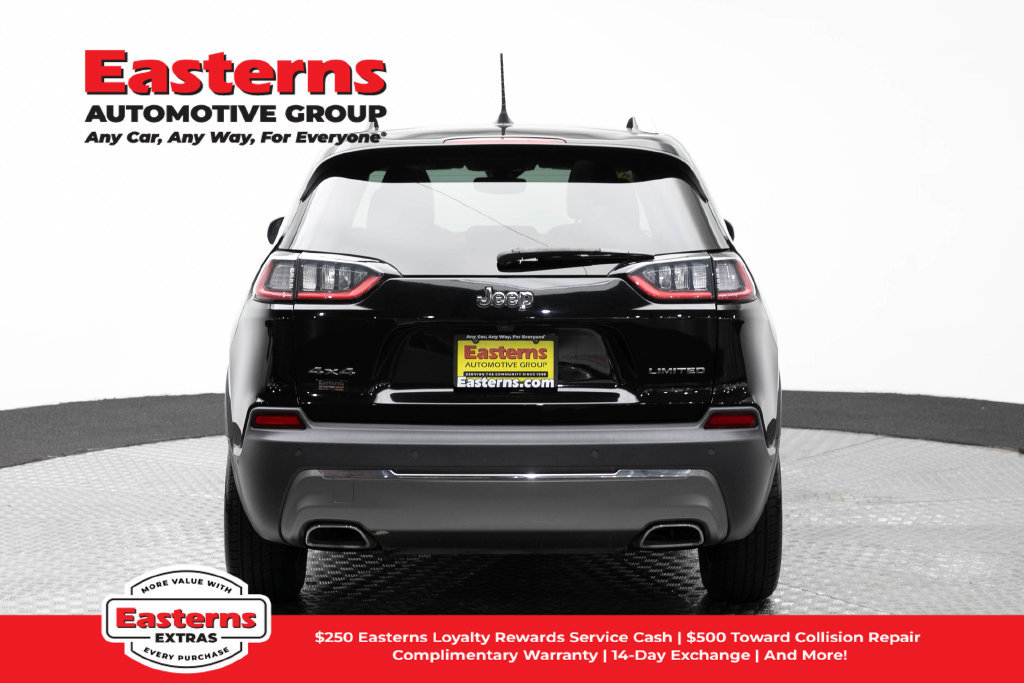 Used 2021 Jeep Cherokee Limited w/ Mopar Interior Package AWD/4WD image 7