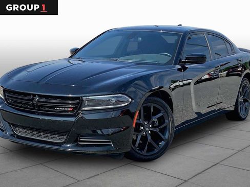 Used 2023 Dodge Charger SXT w/ Blacktop Package RWD image 1