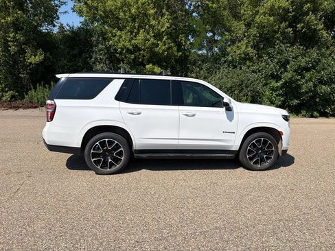 Used 2021 Chevrolet Tahoe RST w/ Luxury Package AWD/4WD image 15