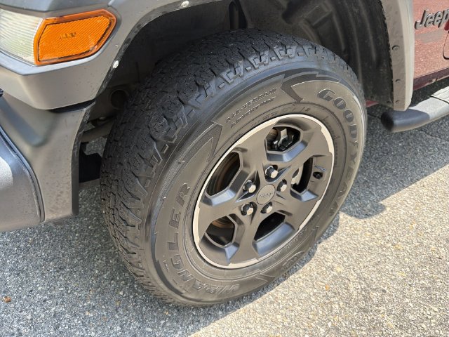 Used 2021 Jeep Wrangler Unlimited Sport AWD/4WD image 10