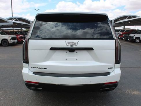 Used 2025 Cadillac Escalade ESV Sport Platinum w/ LPO, Floor Liner Package AWD/4WD image 4