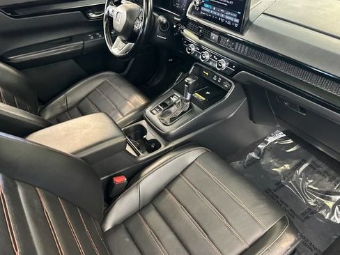 Used 2025 Honda CR-V Sport Touring image 18