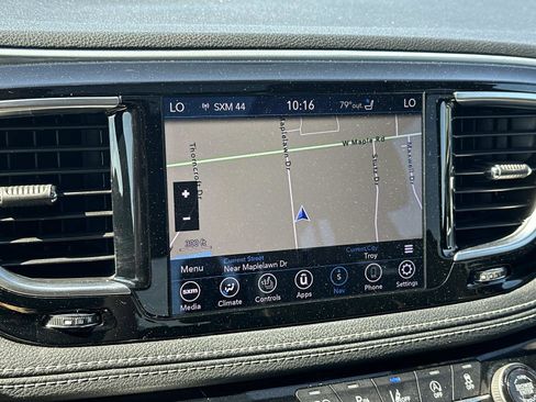 Used 2020 Chrysler Pacifica Limited w/ Advanced Safetytec Group FWD image 30