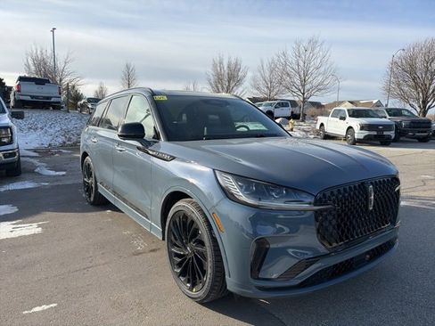 New 2026 Lincoln Aviator Reserve image 2